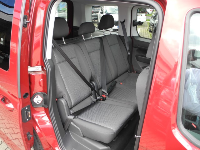 Fahrzeugabbildung Ford Tourneo Connect 1.5 PHEV Aut. TITANIUM- LED, SHZ