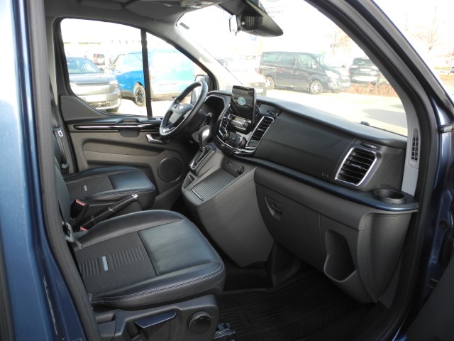 Fahrzeugabbildung Ford Tourneo Custom L2 Autm. Active - Xenon, AHK, TW