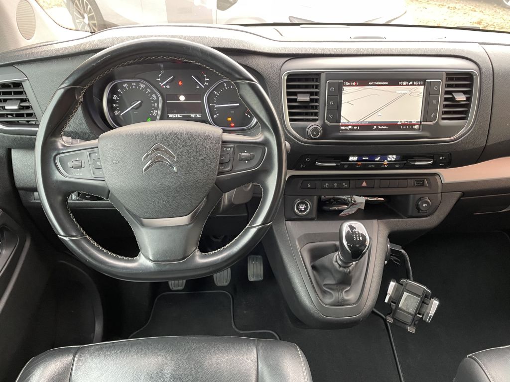 Fahrzeugabbildung Citroën SpaceTourer M BlueHDi 145 Shine + AHK, 8-Sitzer