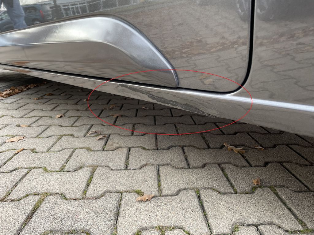 Fahrzeugabbildung Citroën SpaceTourer M BlueHDi 145 Shine + AHK, 8-Sitzer