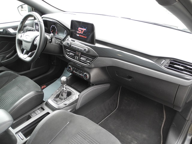 Fahrzeugabbildung Ford Focus Turnier ST Styling Pak.- LED, eHeck., Navi