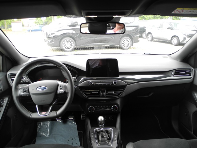 Fahrzeugabbildung Ford Focus Turnier ST Styling Pak.- LED, eHeck., Navi