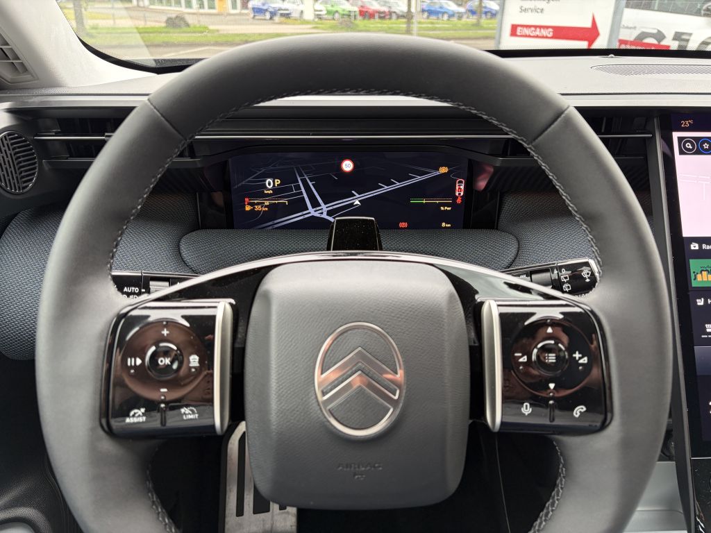 Fahrzeugabbildung Citroën C5 Aircross Hybrid 145 MAX + AHK, FS-Heizung