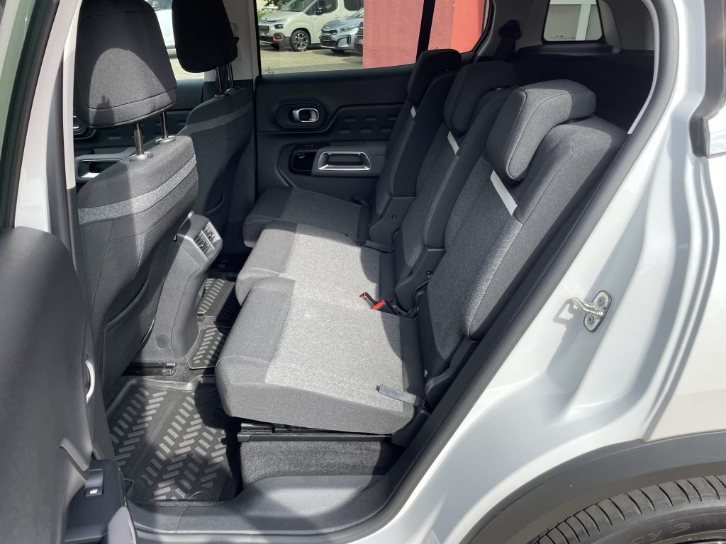 Fahrzeugabbildung Citroën C5 Aircross PureTech 130 Feel + NAV, SITZH, ACC