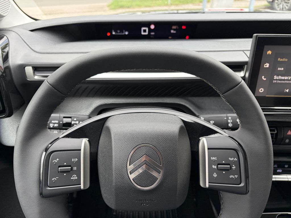 Fahrzeugabbildung Citroën C3 Aircross Turbo 100 PLUS + Winter, Allwetter
