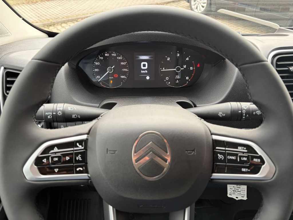 Fahrzeugabbildung Citroën Jumper Kawa L2H1 3.5 140 + 2x Schiebetür, AHK