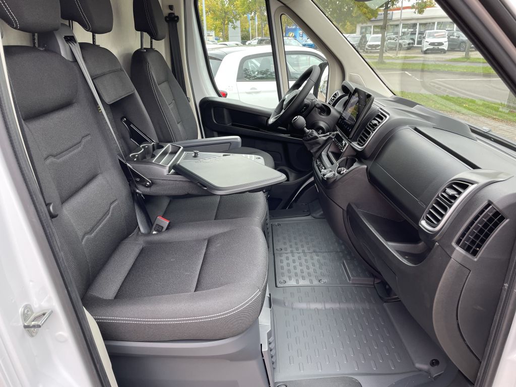 Fahrzeugabbildung Citroën Jumper Kawa 35 Heavy L3H2 BlueHDi 180 + AHK, NAV