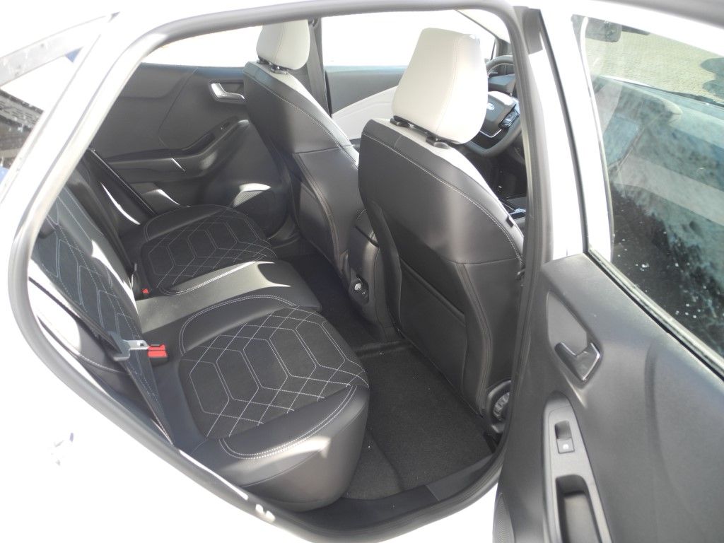 Fahrzeugabbildung Ford Puma Gen-E Premium - iACC, Panorama, Winter-Pak.