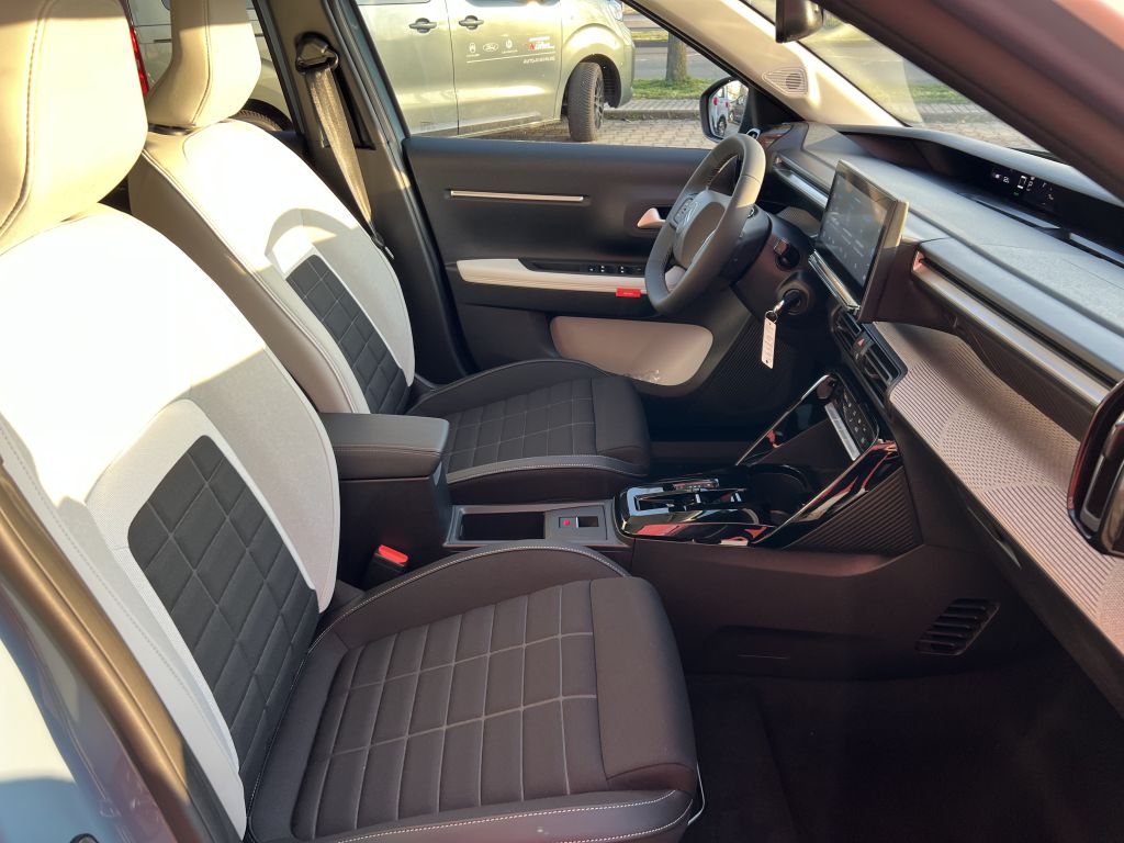 Fahrzeugabbildung Citroën e-C3 MAX On-Board-Charger 11 kW