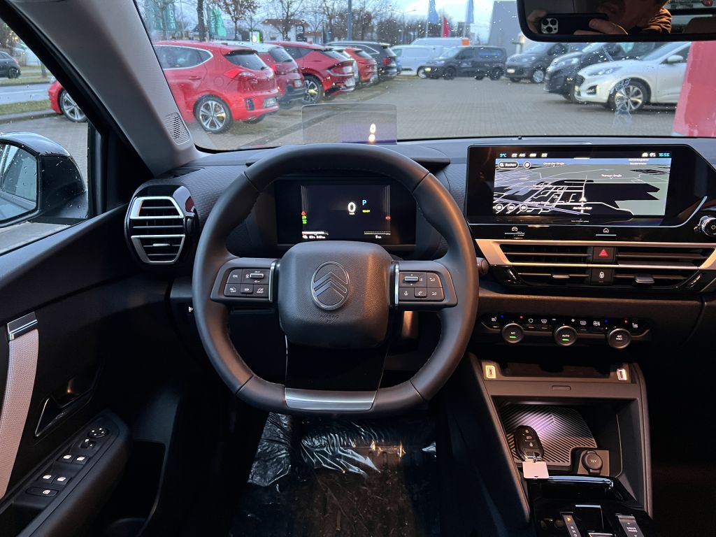 Fahrzeugabbildung Citroën e-C4 156 MAX Modell 2025