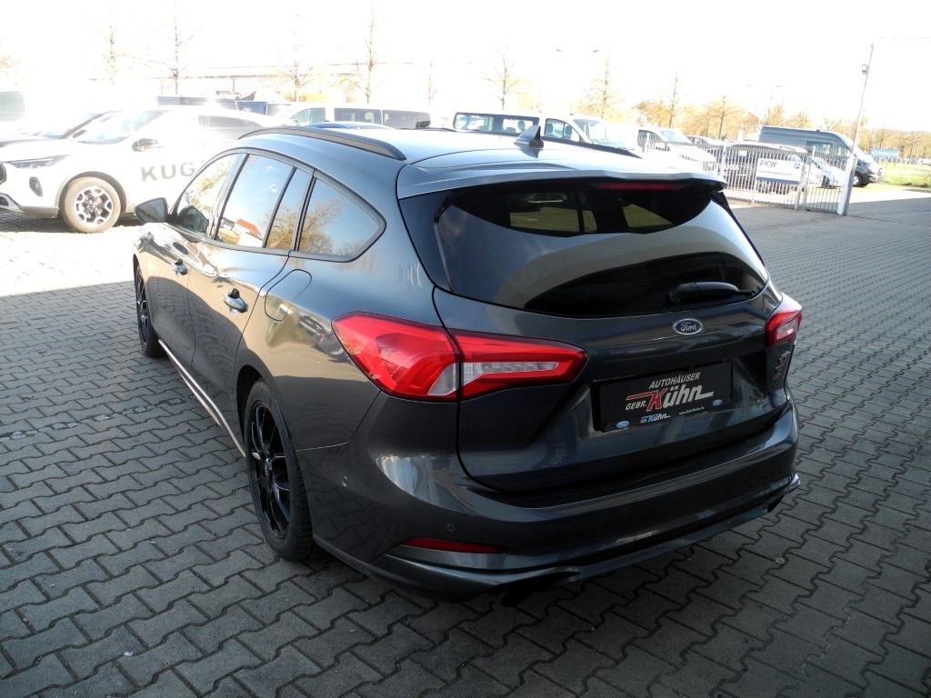 Fahrzeugabbildung Ford Focus Turnier 2.3 ST Styling-Pak.- AHK, WR, iACC
