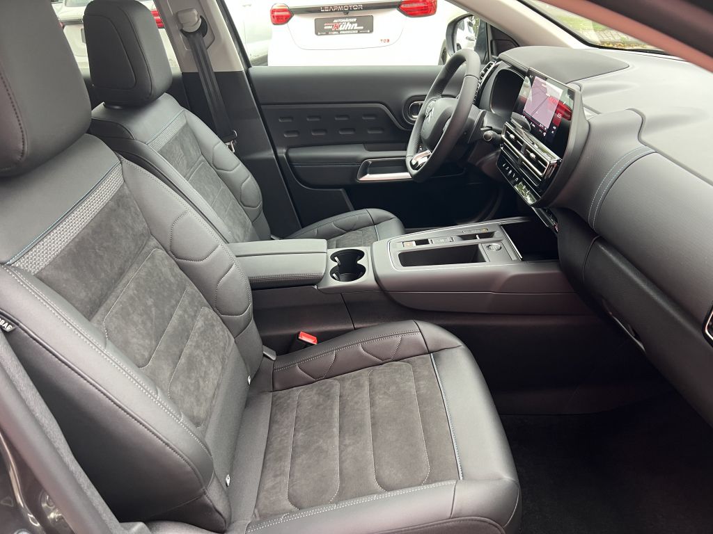 Fahrzeugabbildung Citroën C5 Aircross BlueHDI 130 S&S EAT8 MAX