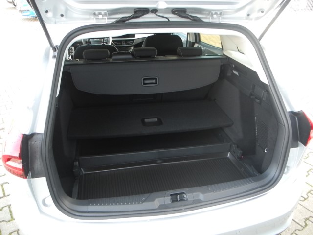 Fahrzeugabbildung Ford Focus Turnier 1.0 Hybrid TITANIUM X - iACC, TW