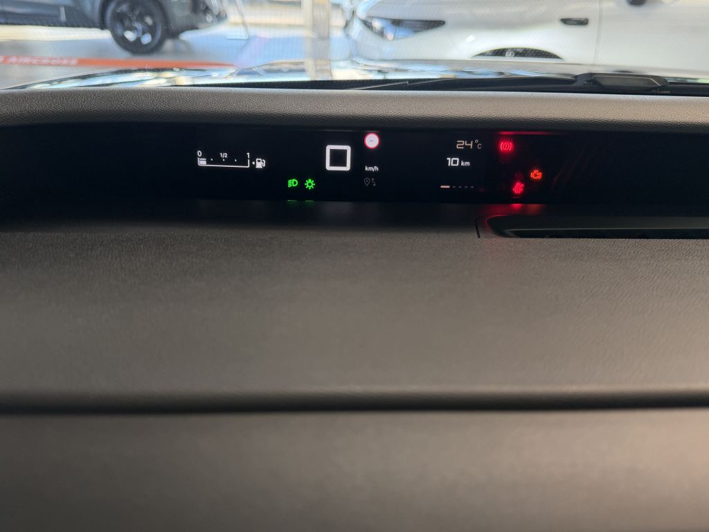 Fahrzeugabbildung Citroën C3 Aircross Turbo 100 PLUS Winter Paket