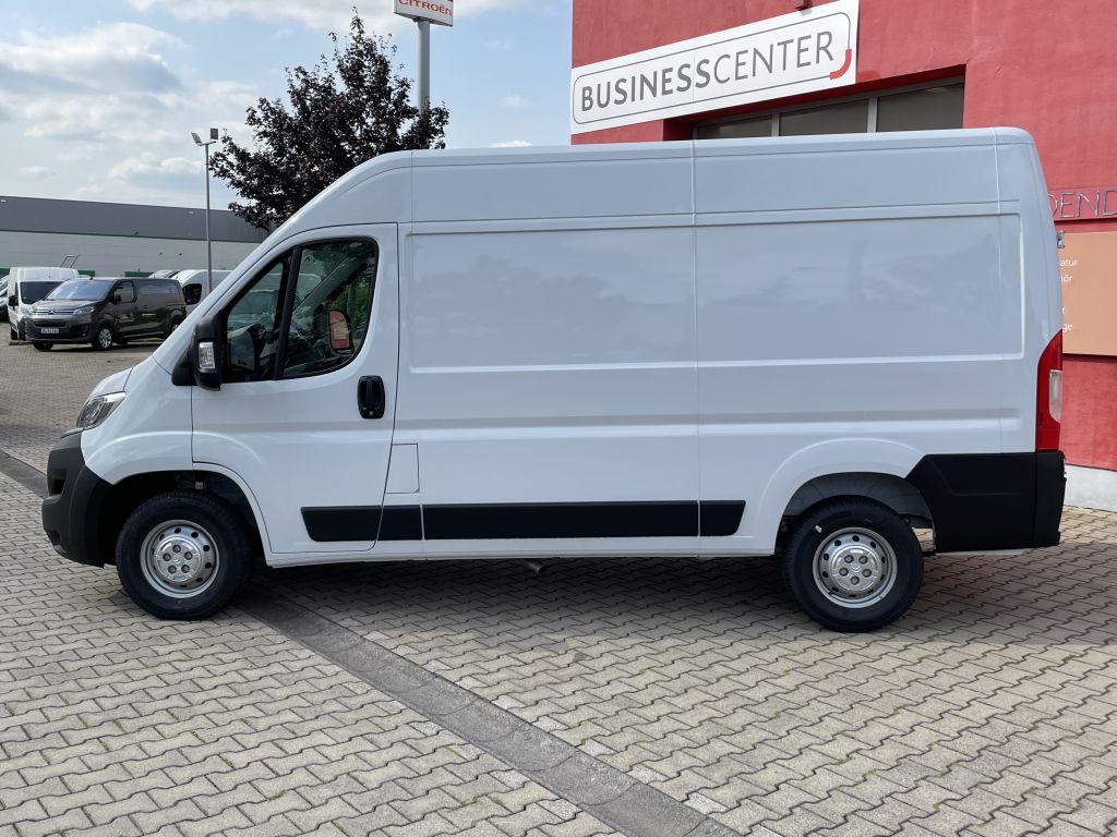 Fahrzeugabbildung Citroën Jumper Kawa 35 L2H2 BlueHDi 140 + Kamera, Holzb.