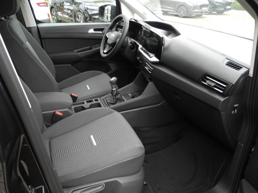 Fahrzeugabbildung Ford Grand Tourneo Connect 4x4 ACTIVE - Standh., AHK