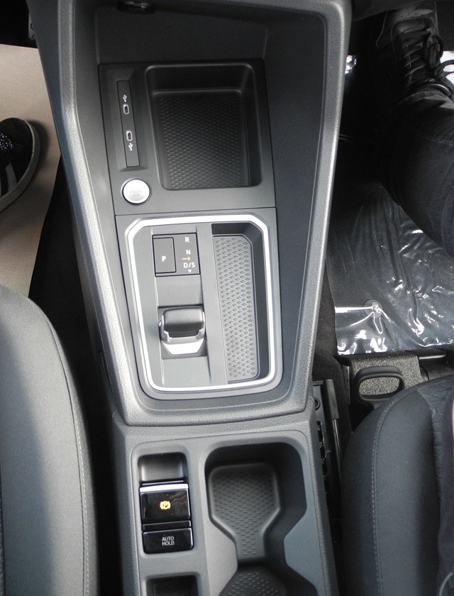 Fahrzeugabbildung Ford Grand Tourneo Connect Aut. TITANIUM - LED, AHK