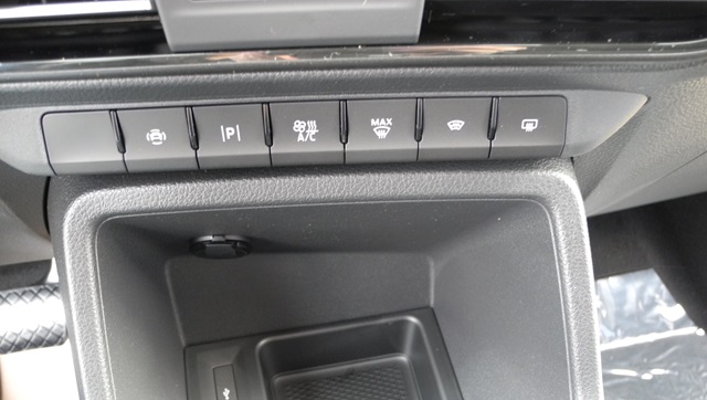 Fahrzeugabbildung Ford Grand Tourneo Connect Aut. TITANIUM - LED, AHK