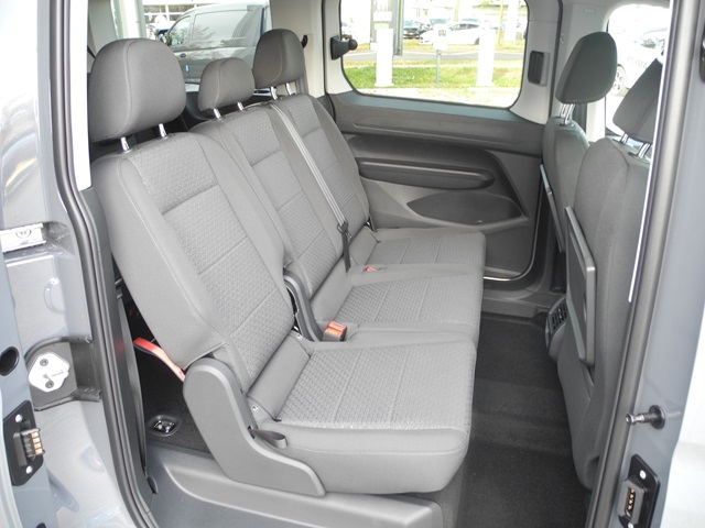 Fahrzeugabbildung Ford Grand Tourneo Connect Aut. TITANIUM - LED, AHK