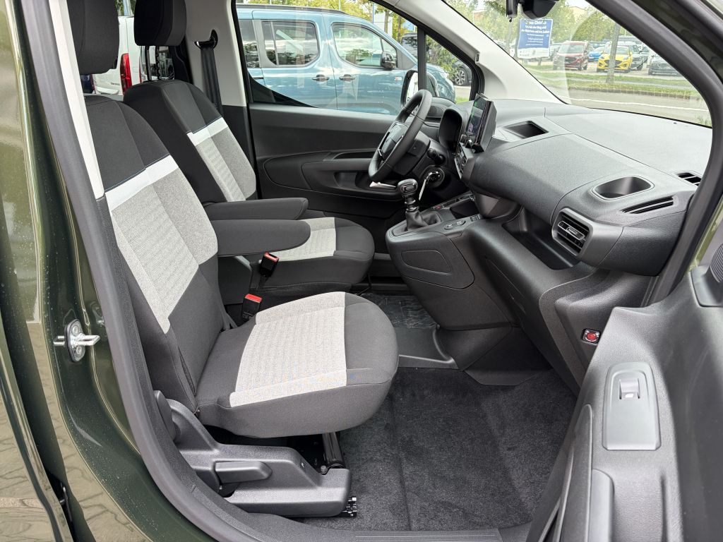 Fahrzeugabbildung Citroën Berlingo M Benzin 110 PLUS + Winter-P, Kamera