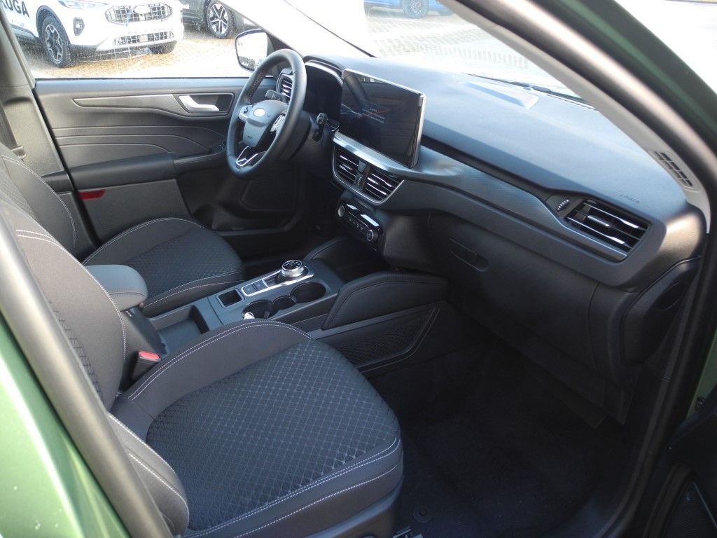 Fahrzeugabbildung Ford Kuga FHEV TITANIUM - F-Ass., Winter, AHK, Allw.