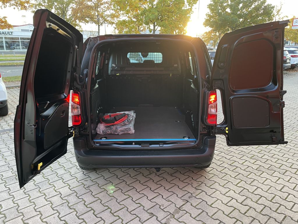 Fahrzeugabbildung Citroën e-Berlingo L1+ 100kW 50kWh + Wärmepumpe, 2x ST