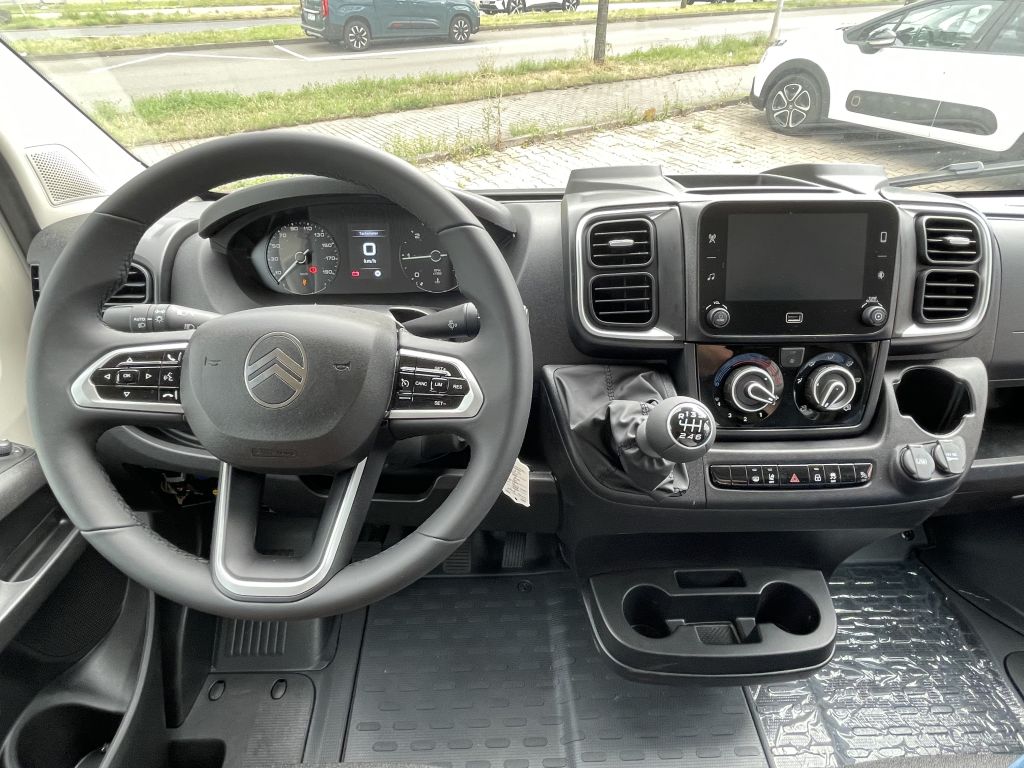 Fahrzeugabbildung Citroën Jumper Kawa 35 Heavy L2H2 BlueHDi 140 + 2ST, AHK