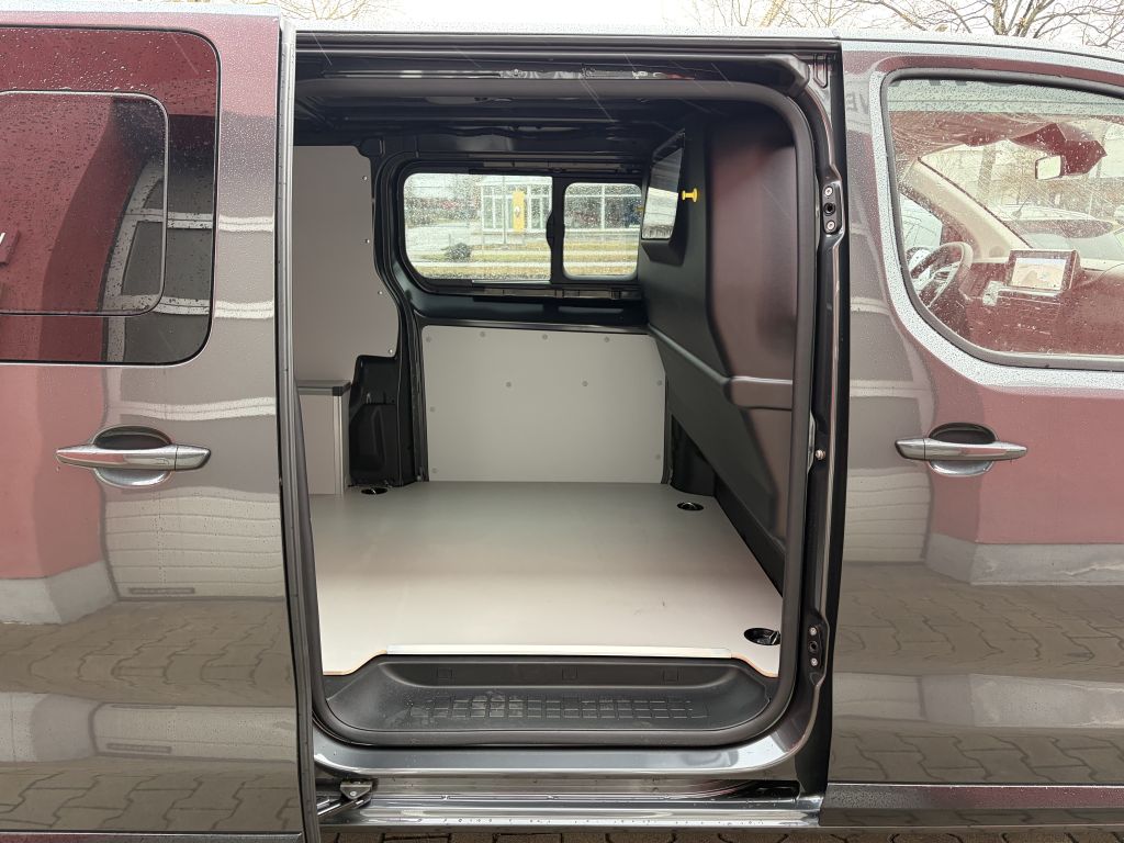 Fahrzeugabbildung Citroën Jumpy 2.2 Diesel 180 M S&S Autm. (G9)