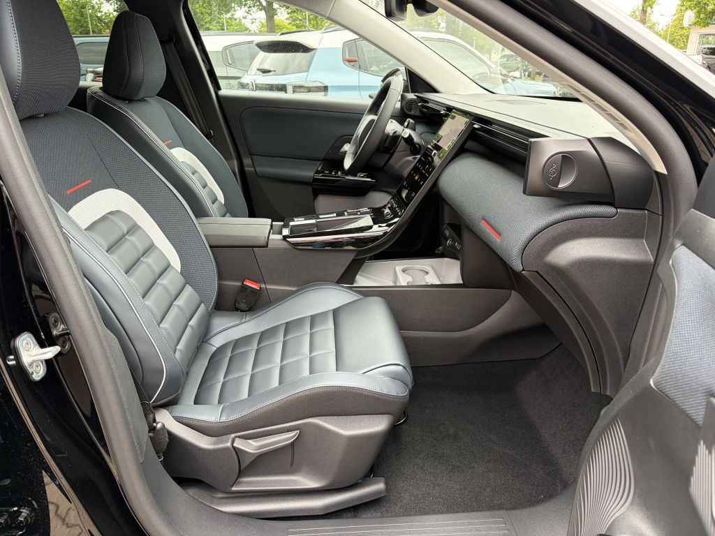 Fahrzeugabbildung Citroën C5 Aircross Hybrid 145 MAX + AHK, FS-Heizung
