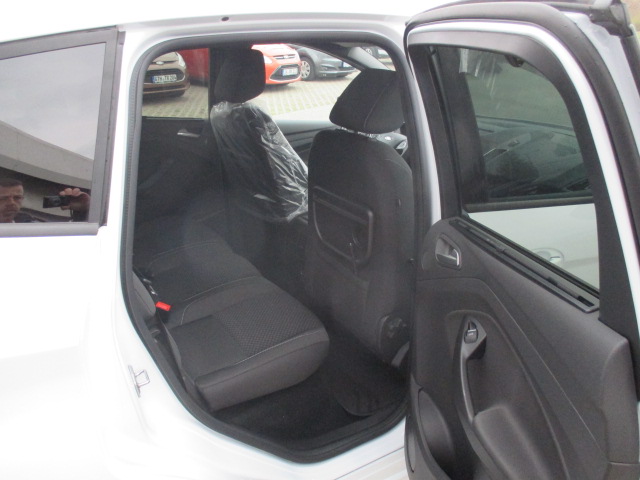 Fahrzeugabbildung Ford C-MAX 1.5 Sport - Xenon, Navi, Family, Parkass.