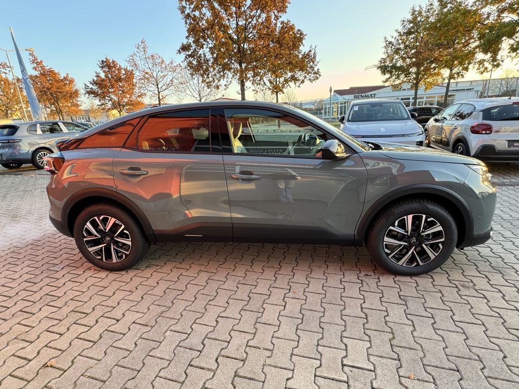 Fahrzeugabbildung Citroën C4 Benziner 130 Automatik MAX + Winter Techno Paket