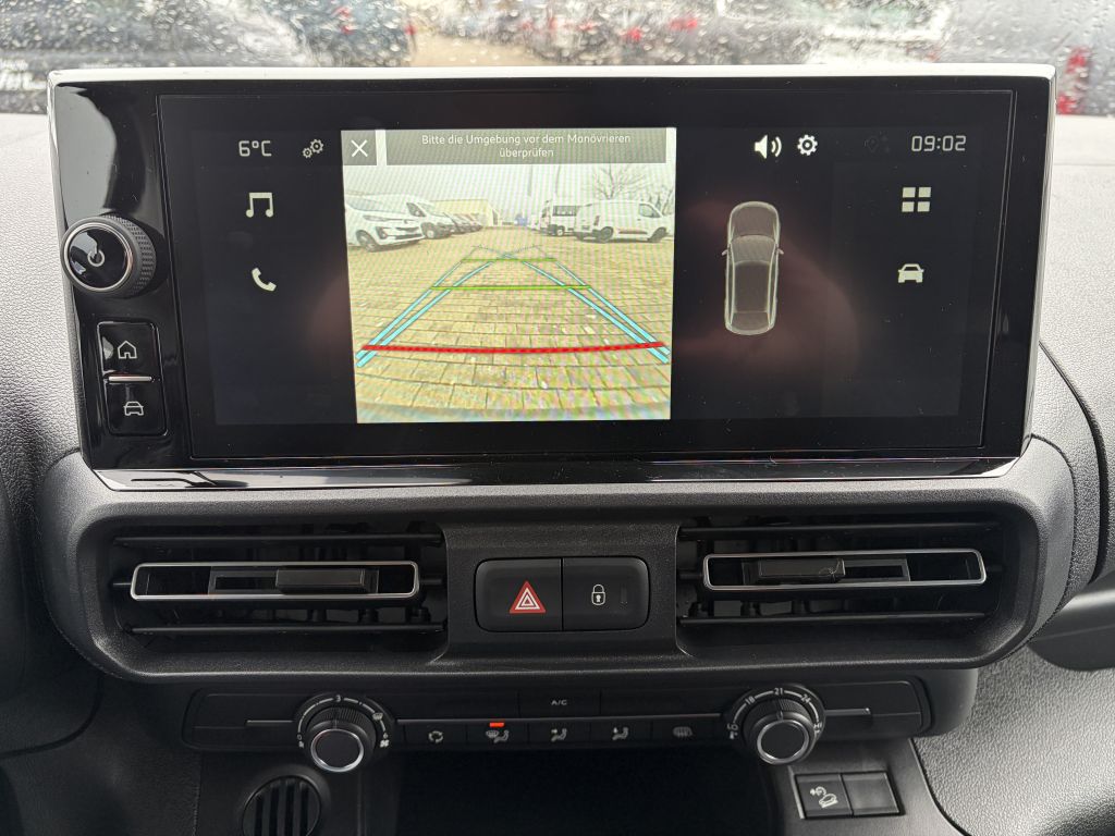 Fahrzeugabbildung Citroën Berlingo M Benzin 110 + 2 Schiebetüren, AHK