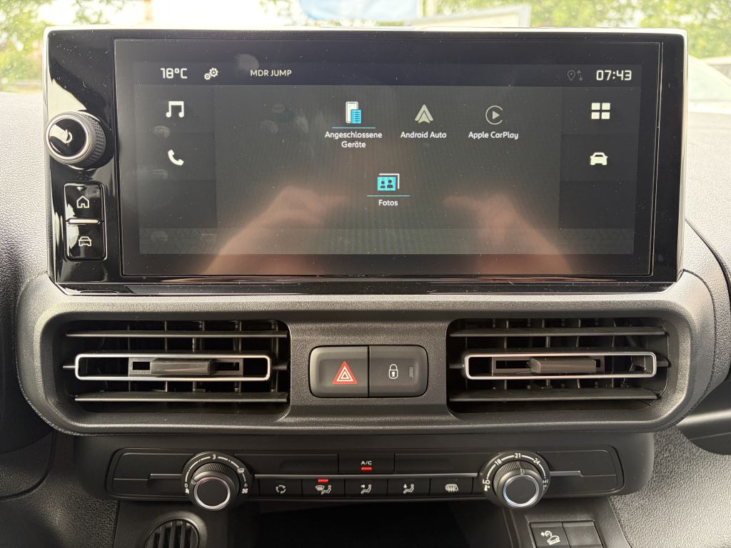 Fahrzeugabbildung Citroën Berlingo M Benzin 110 + 2 Schiebetüren, AHK