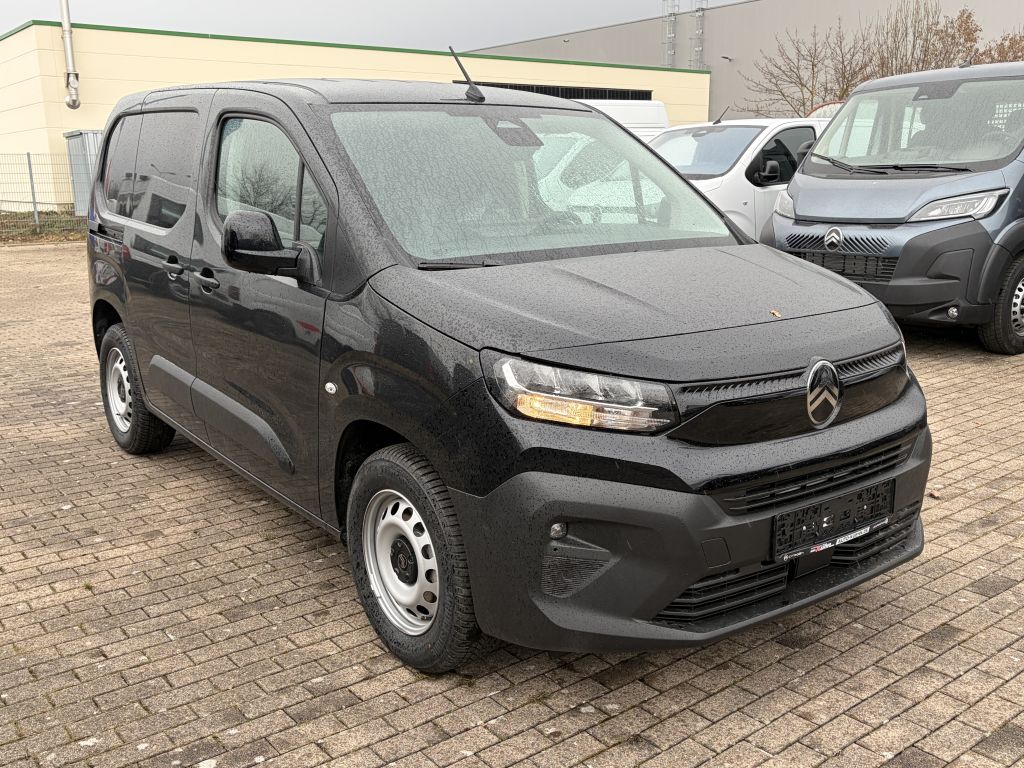 Fahrzeugabbildung Citroën Berlingo M Benzin 110 + 2 Schiebetüren, AHK