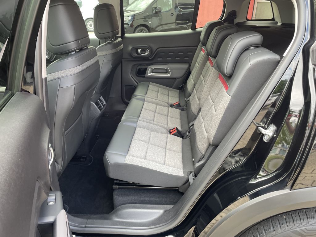 Fahrzeugabbildung Citroën C5 Aircross PureTech 130 S&S Feel Pack + ACC