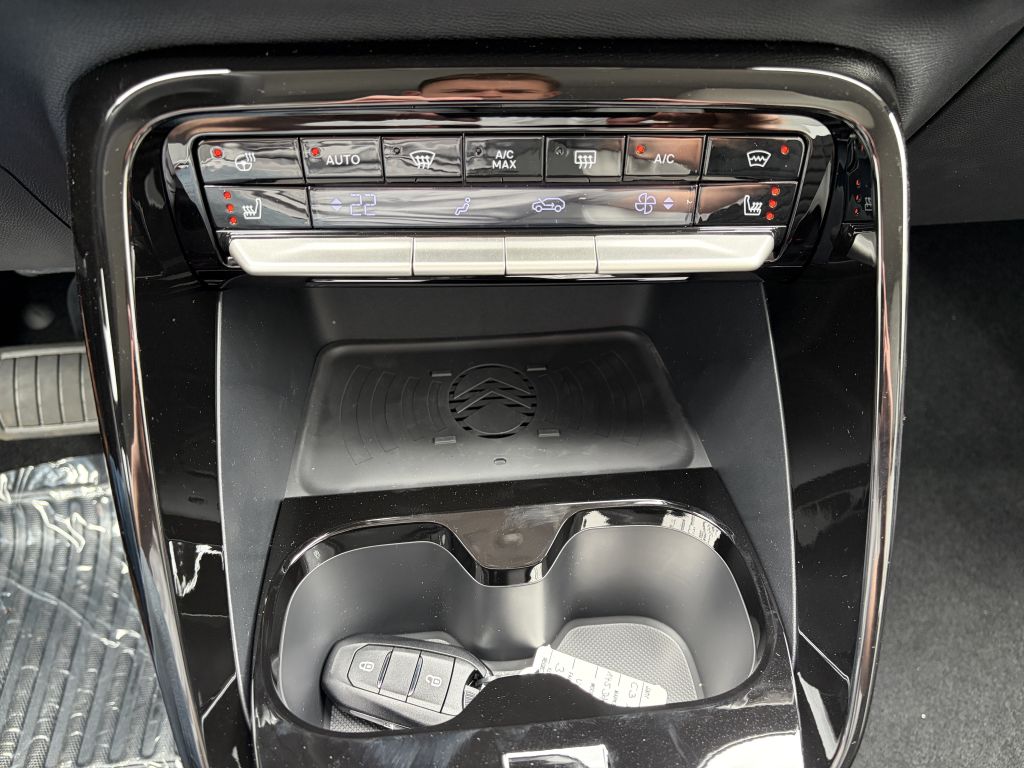 Fahrzeugabbildung Citroën C3 Aircross Hybrid 145 MAX + Winter, AW, Keyless