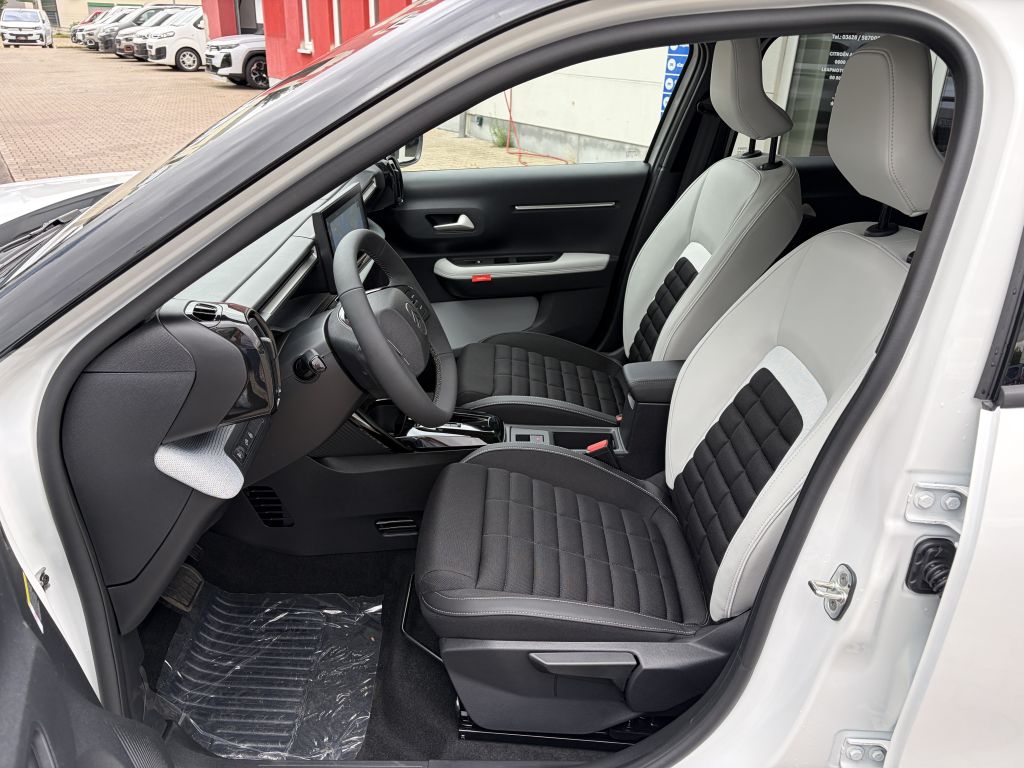 Fahrzeugabbildung Citroën C3 Aircross Hybrid 145 MAX + Winter, AW, Keyless