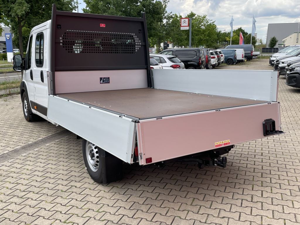 Fahrzeugabbildung Citroën Jumper Pritsche Doka 35 Heavy L3 180 AUT + AHK