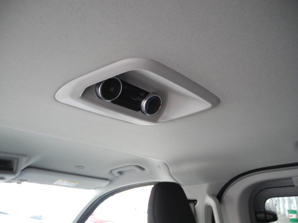 Fahrzeugabbildung Ford Tourneo Custom L1 Autm. Titanium - Navi, Techno5