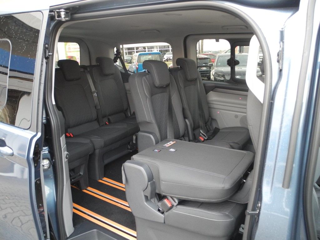 Fahrzeugabbildung Ford Tourneo Custom L1 Autm. Titanium - Navi, Techno5
