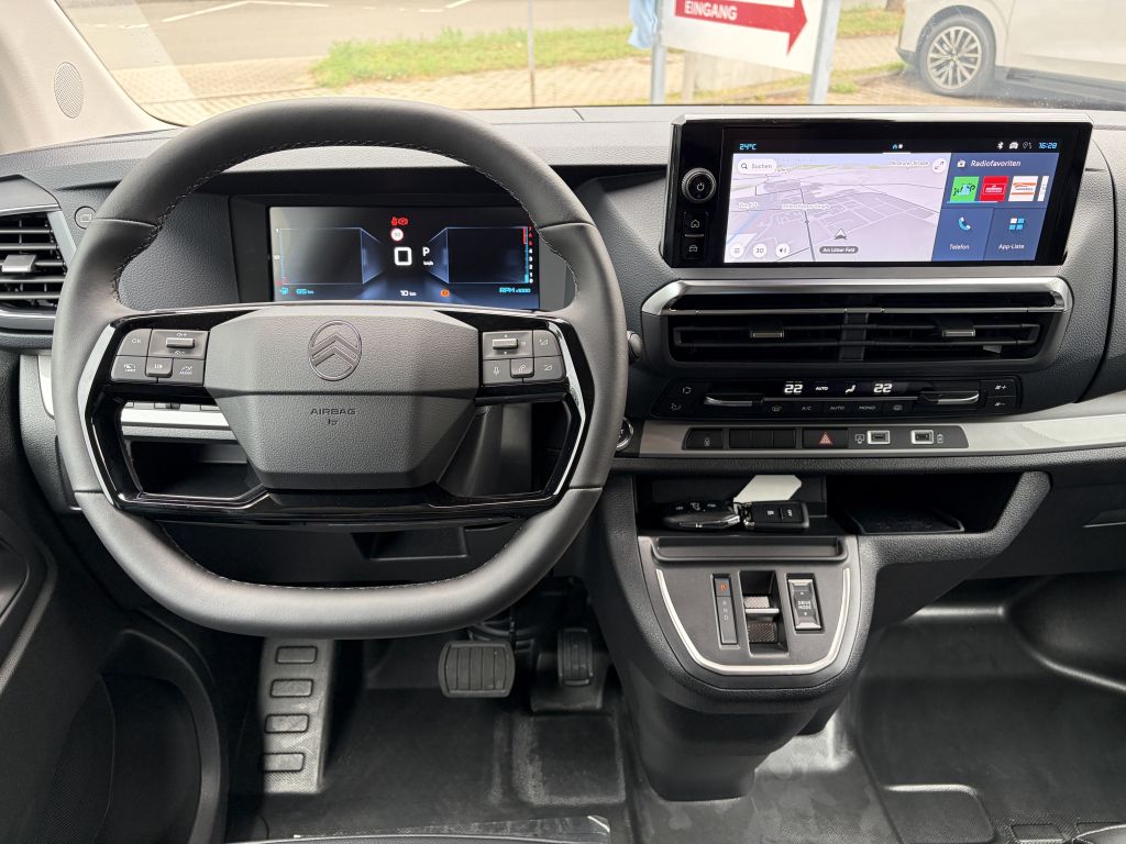 Fahrzeugabbildung Citroën Jumpy Doppelkabine M 2.2 Diesel 180 AT + LUXURY