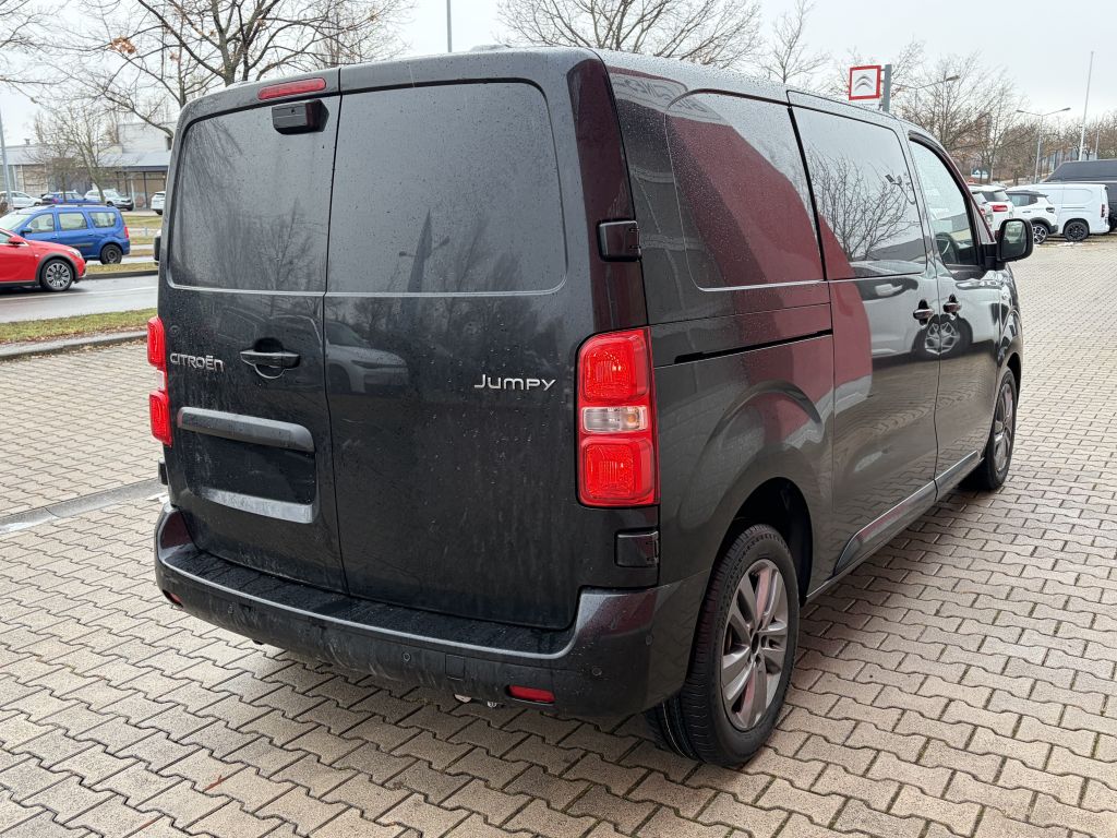 Fahrzeugabbildung Citroën Jumpy Doppelkabine M 2.2 Diesel 180 AT + LUXURY