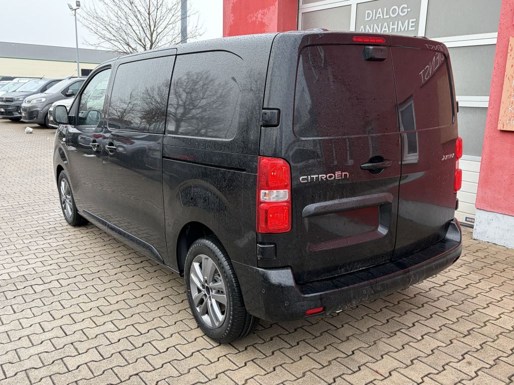 Fahrzeugabbildung Citroën Jumpy Doppelkabine M 2.2 Diesel 180 AT + LUXURY