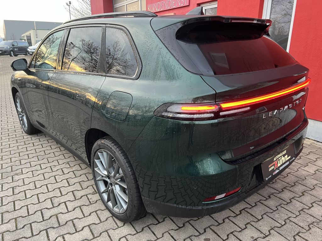 Fahrzeugabbildung Leapmotor C10 REEV 28,4 kWh Design