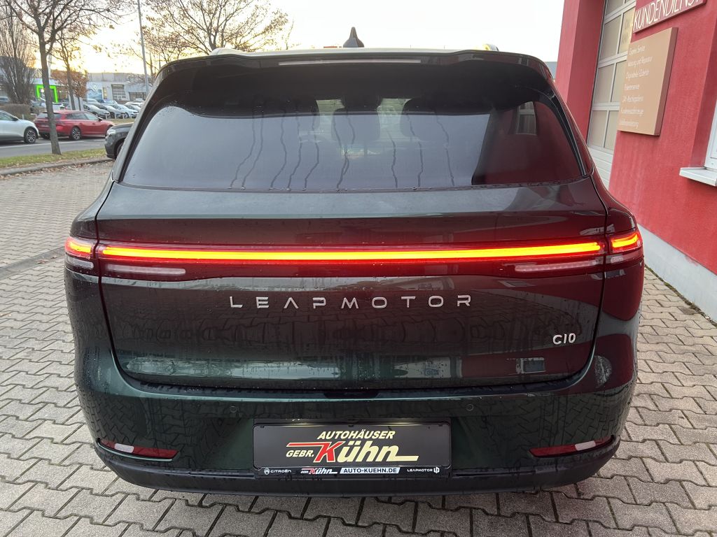 Fahrzeugabbildung Leapmotor C10 REEV 28,4 kWh Design