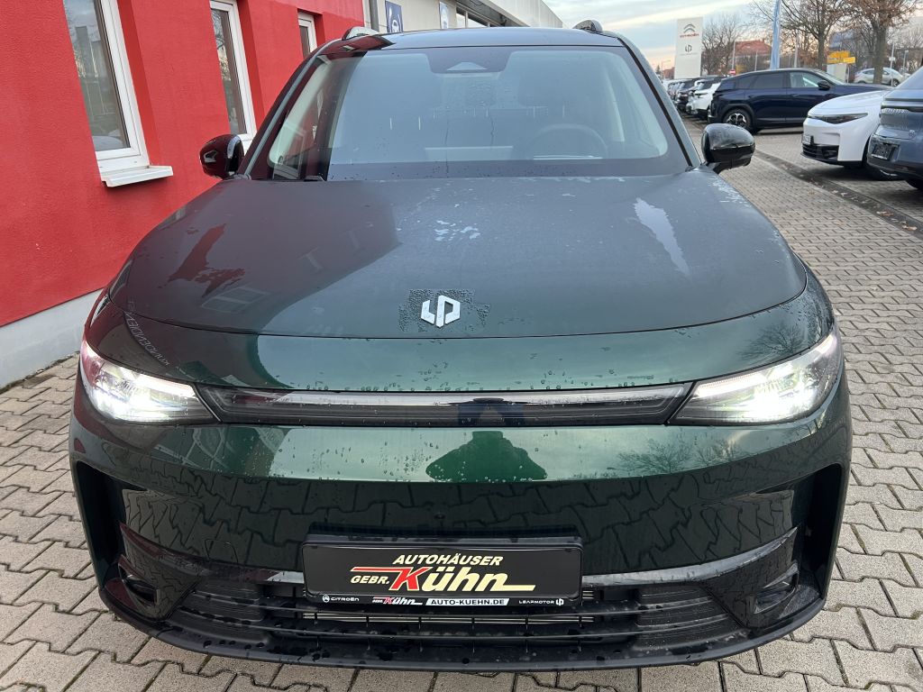 Fahrzeugabbildung Leapmotor C10 REEV 28,4 kWh Design