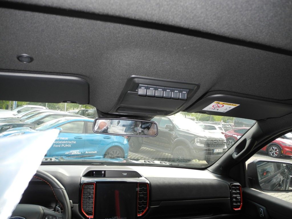 Fahrzeugabbildung Ford Ranger 3,0 l Doka Raptor - Rollo, AHK, Matrix