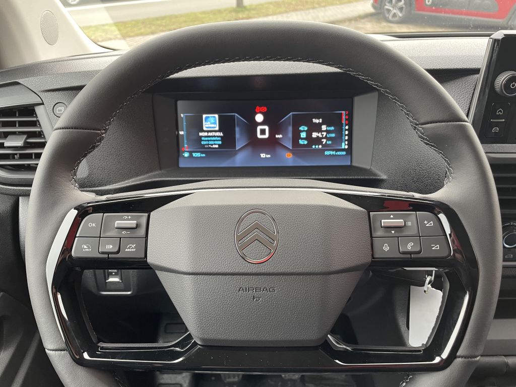 Fahrzeugabbildung Citroën Jumpy Lang BlueHDi 145 + Heckklappe, AHK, 2 STür