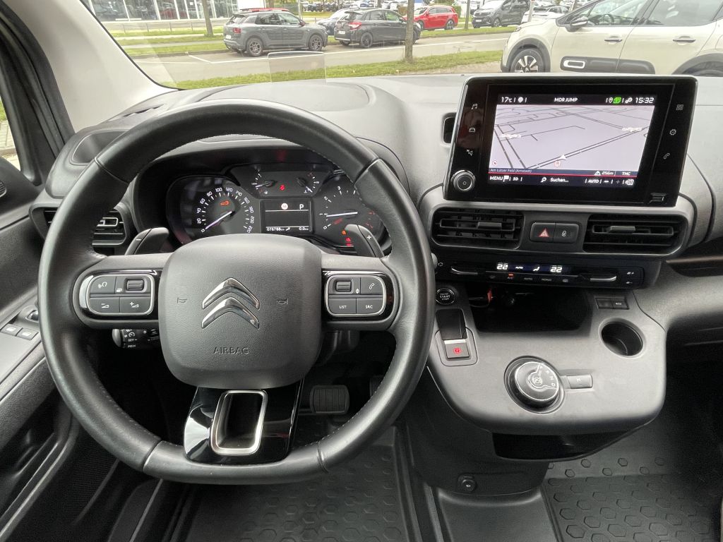 Fahrzeugabbildung Citroën Berlingo XL (L2) BlueHDi 130 EAT8 Driver +Standh