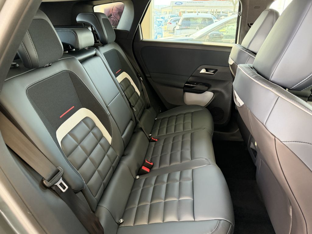 Fahrzeugabbildung Citroën C5 Aircross Hybrid 145 MAX AT. Winter-Paket